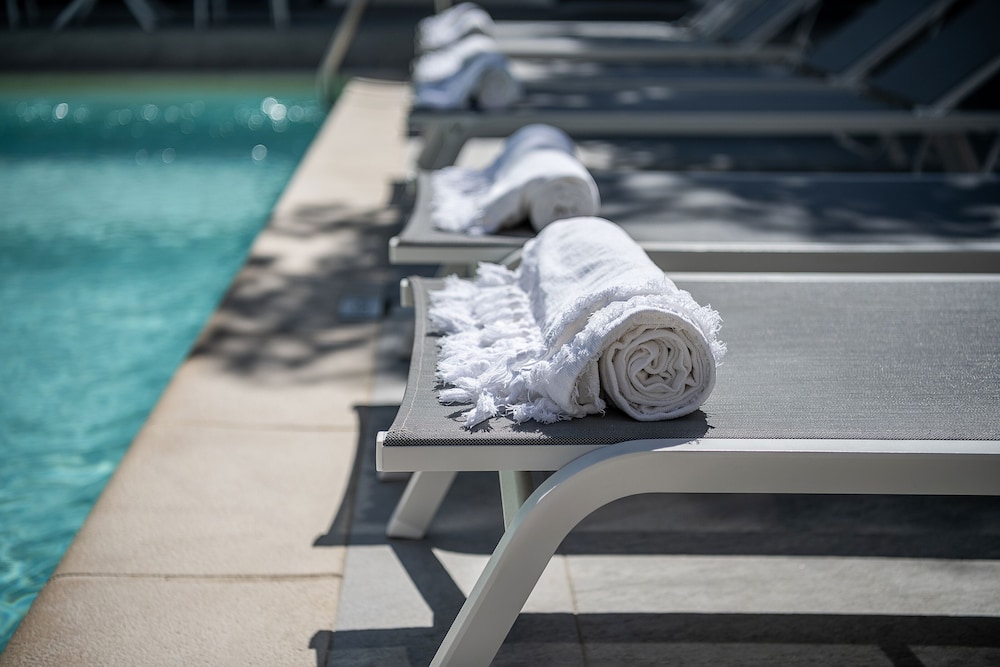 Epavli Boutique Hotel 37/65