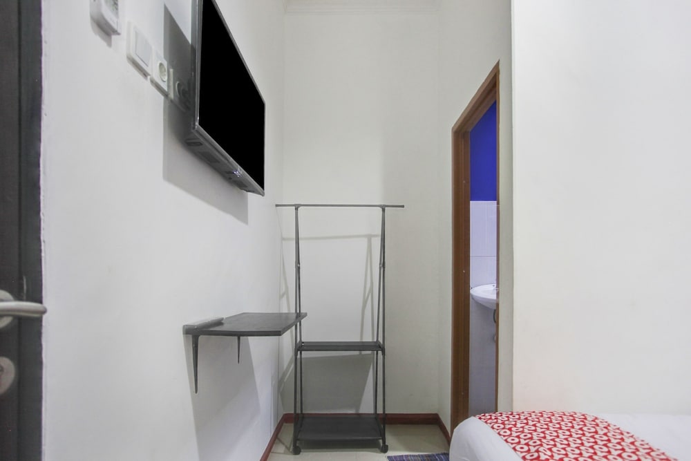 OYO 3456 Citara Jaya Guesthouse 24/26