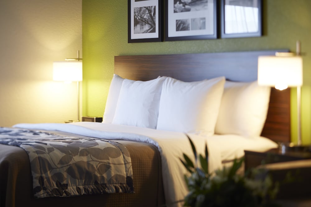 Sleep Inn Regina East 18/50
