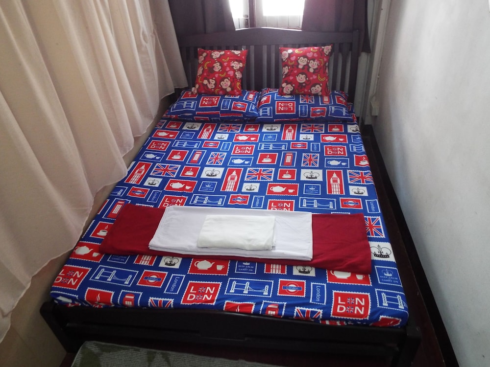 Hostel 24 17/50