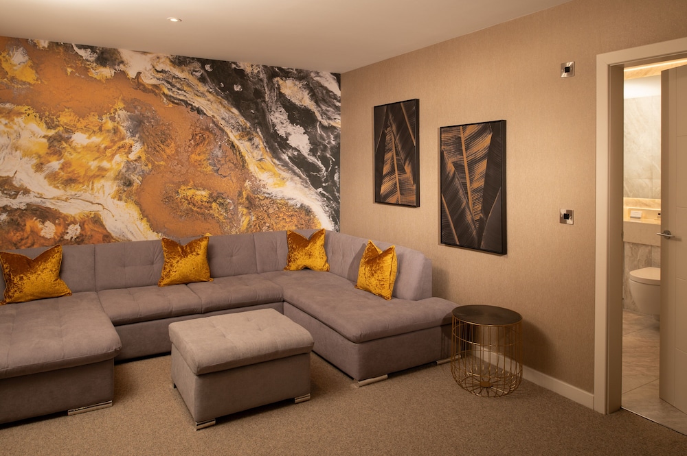 Radstone Hotel 23/50