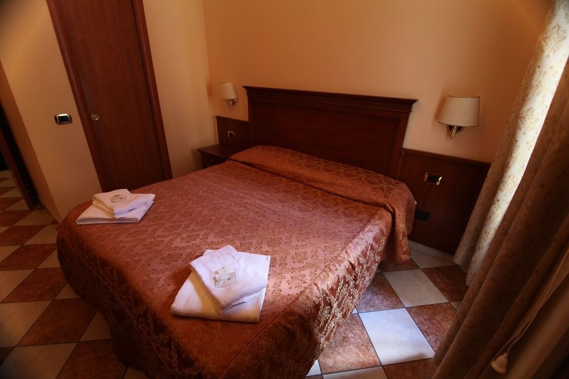 ECONOMY, SINGLE BED