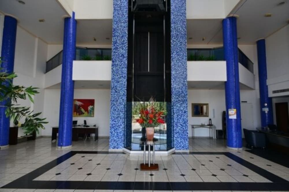PANORAMA TOWER HOTEL 8/54
