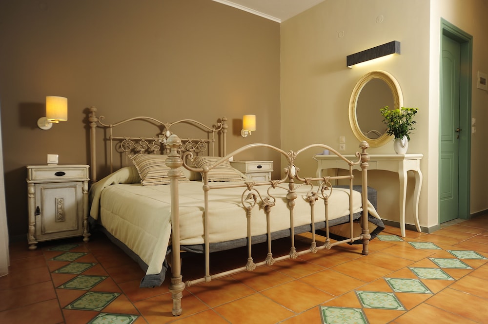 Mythos Suites Hotel 20/68