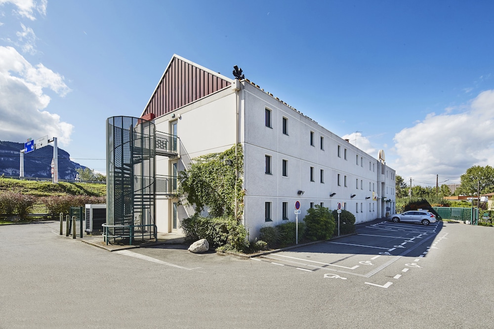 Kyriad Direct Annemasse - Geneve 7/42