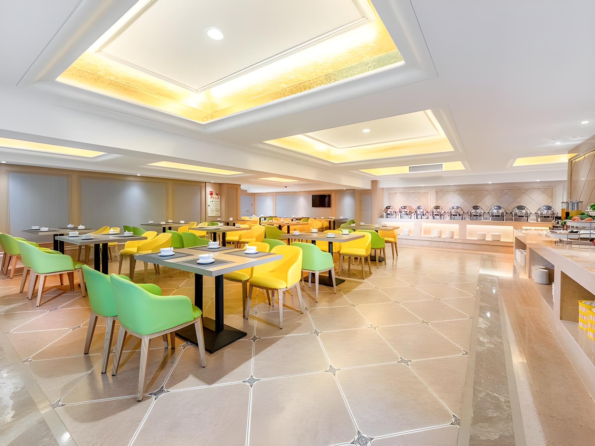 Vienna International Hotel (Dongguan Shipai Ecological Park) 25/33