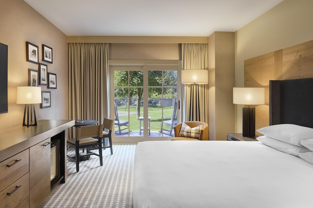 Hyatt Regency Lake Tahoe Resort, Spa and Casino 12/50