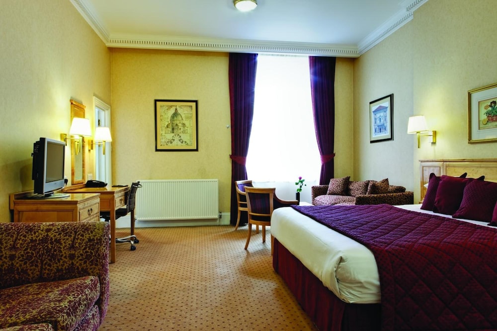 Grange Buckingham Hotel 28/58