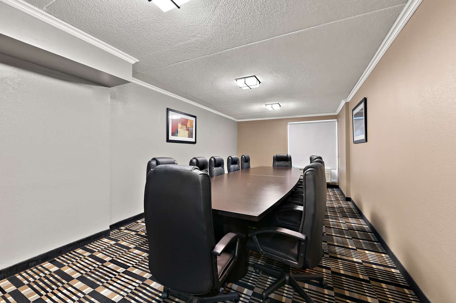 Best Western Plus Toronto North York Hotel and Suites 10/13