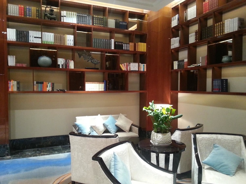 YANG PENG JINJIANG HOTEL 13/17