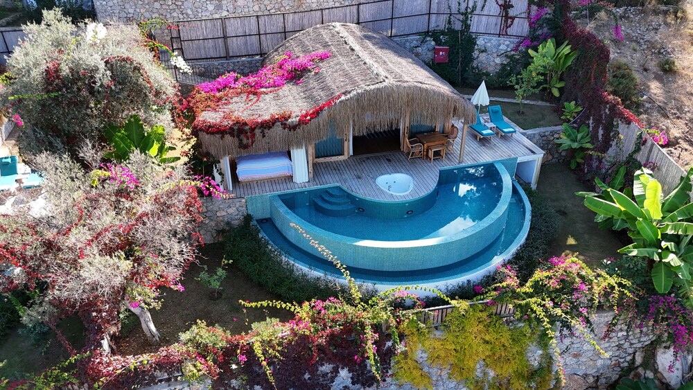 Seaview Faralya Boutique Hotel 40/50