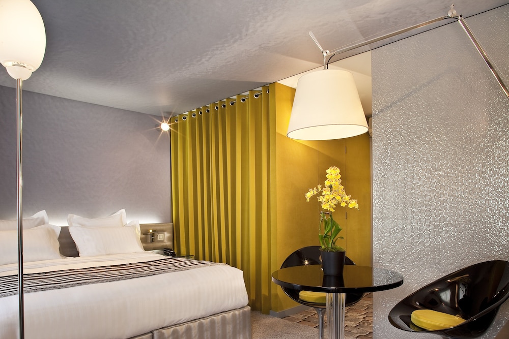 Hotel 7 Eiffel by Malone 12/68