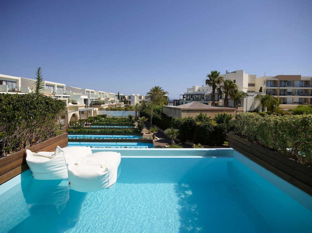 The Ixian Grand and All Suites Adults Only Hotel 47/67