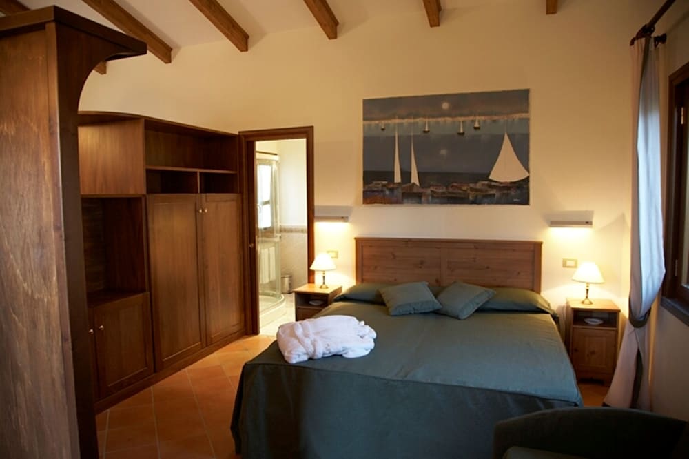 1 BEDROOM, CLASSIC, APARTMENT