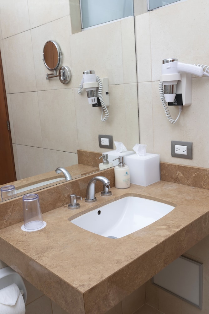 غرفة سوبيريور بسرير كوين بإطلالة على المسبح، Casa Andina Select Zorritos Tumbes 6/7