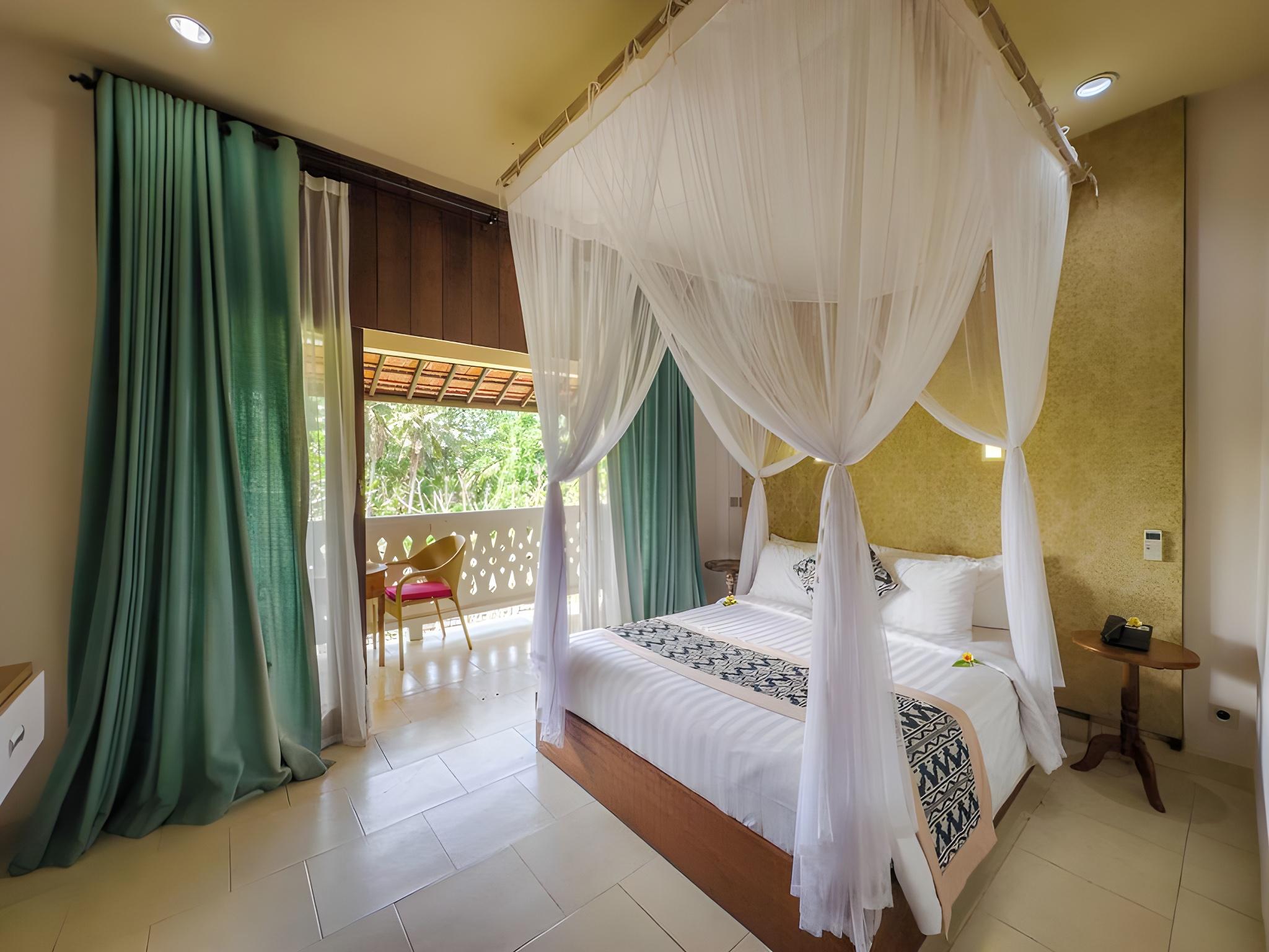 DELUXE, DOUBLE BED, GARDEN VIEW