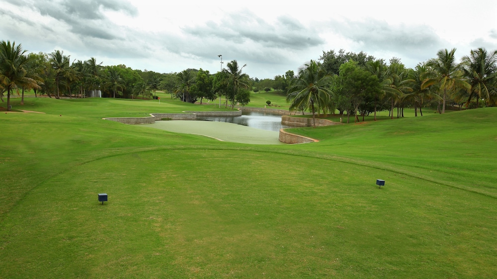 Eagleton - The Golf Resort 33/55