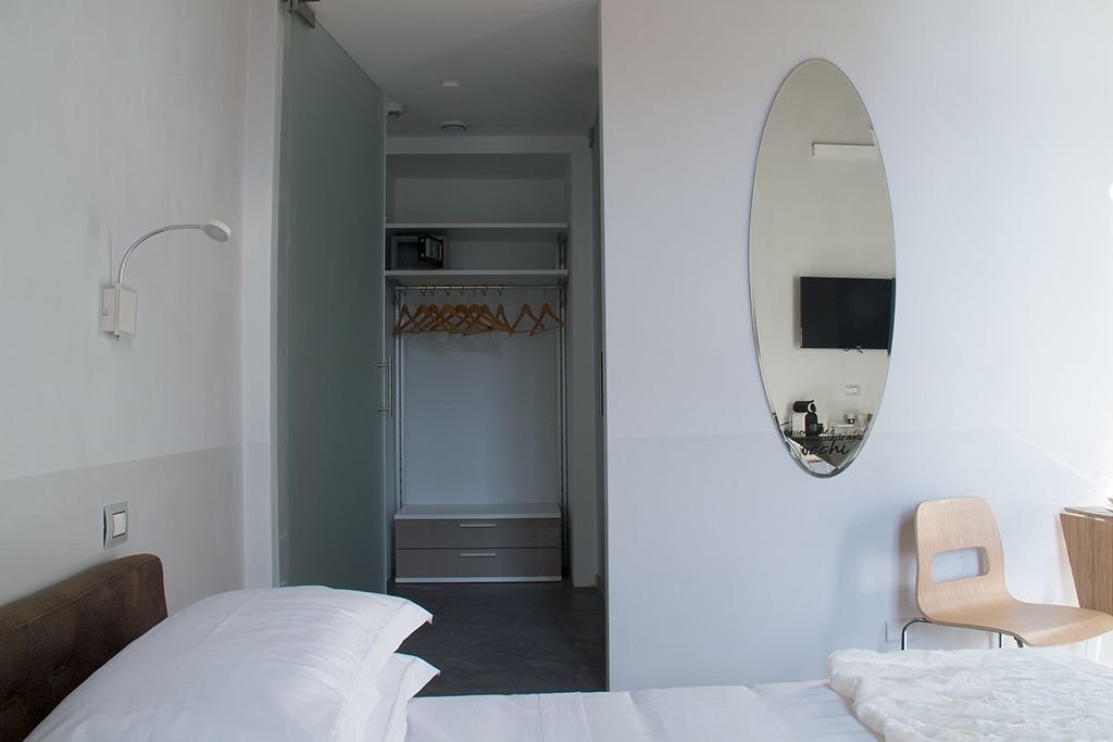 Single, Single Bed, External Bathroom