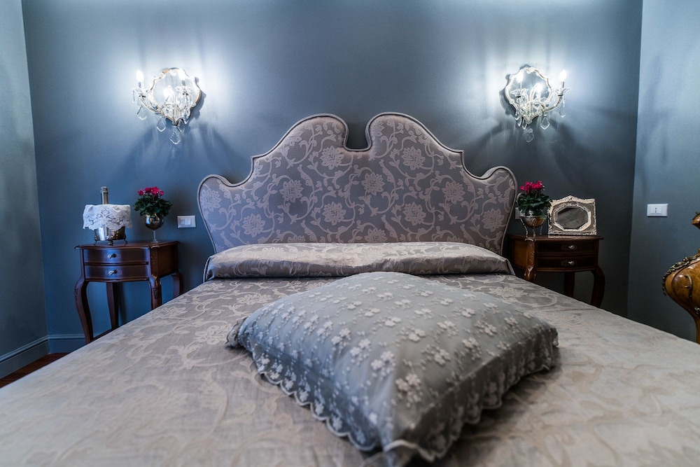 CLASSIC, DOUBLE BED