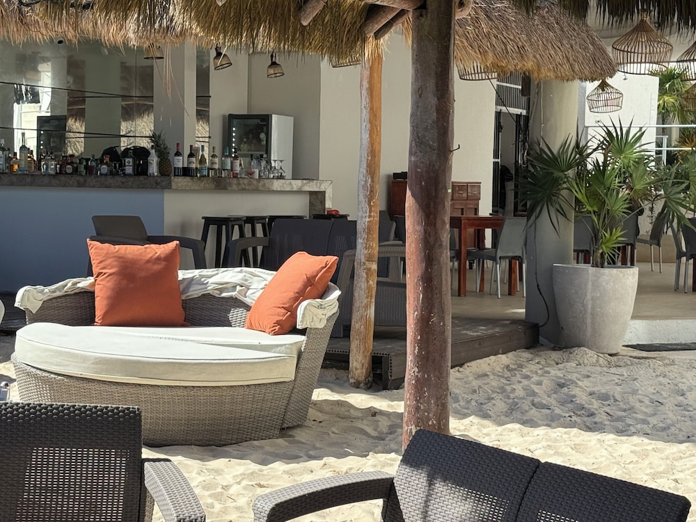 Luciana Hotel & Beach Club by Kavia 55/76