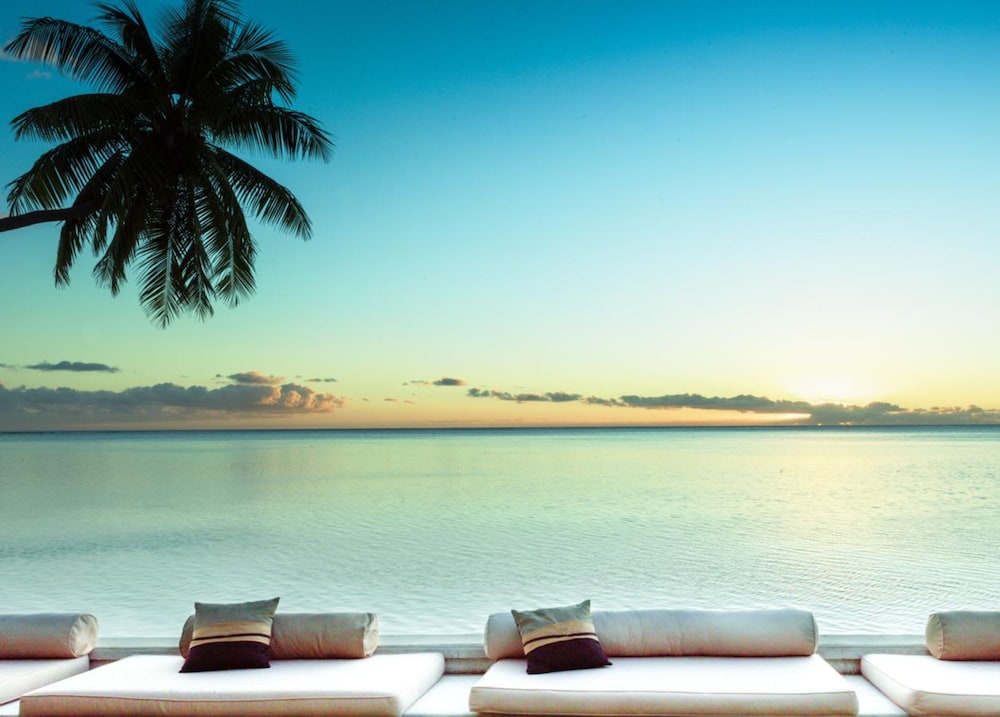 Moorea Beach Lodge 52/65