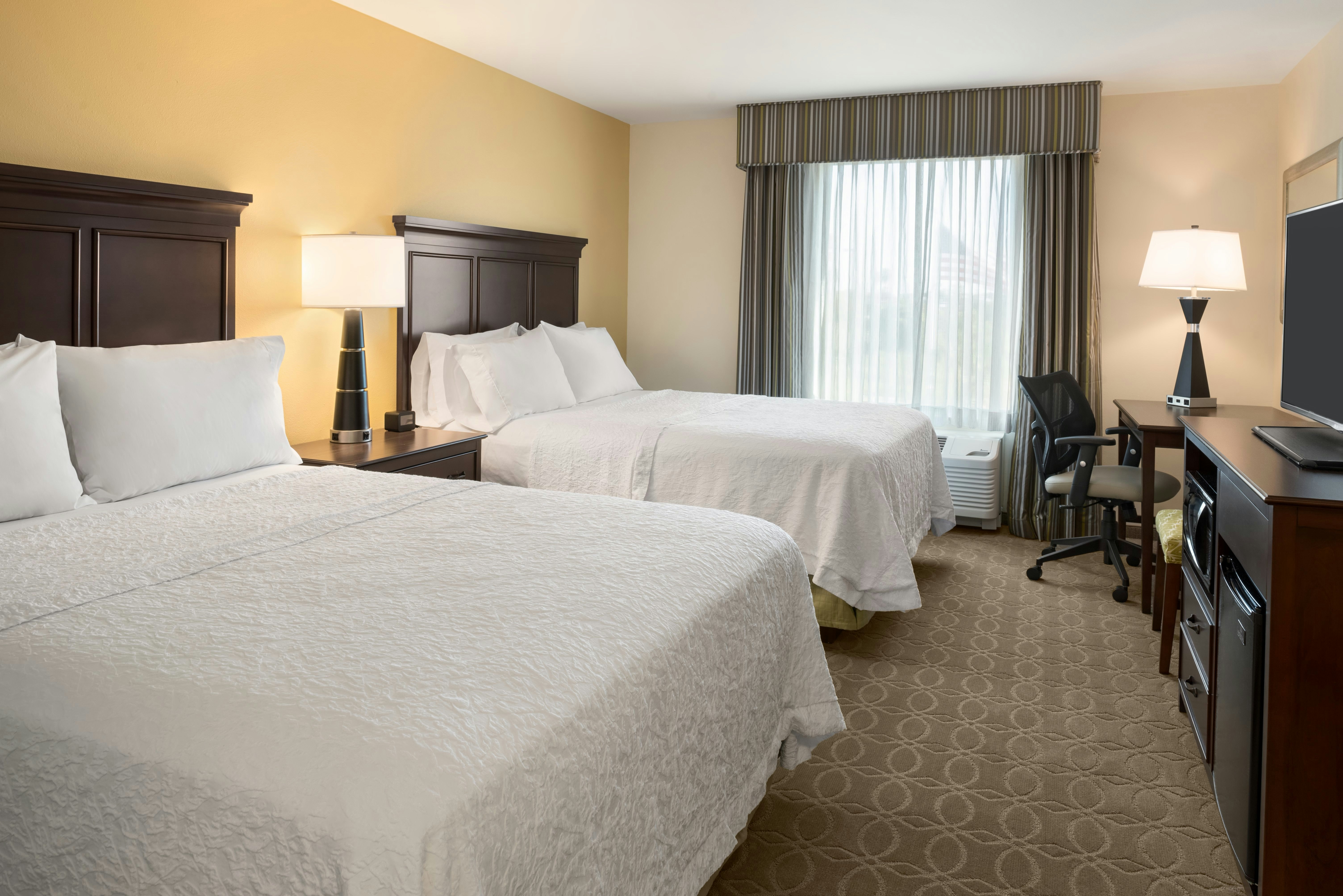 ROOM, 2 QUEEN BEDS