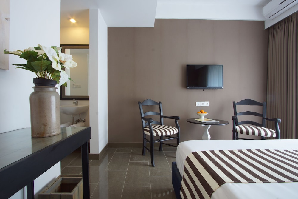 7 Bidadari Boutique Hotel 12/24