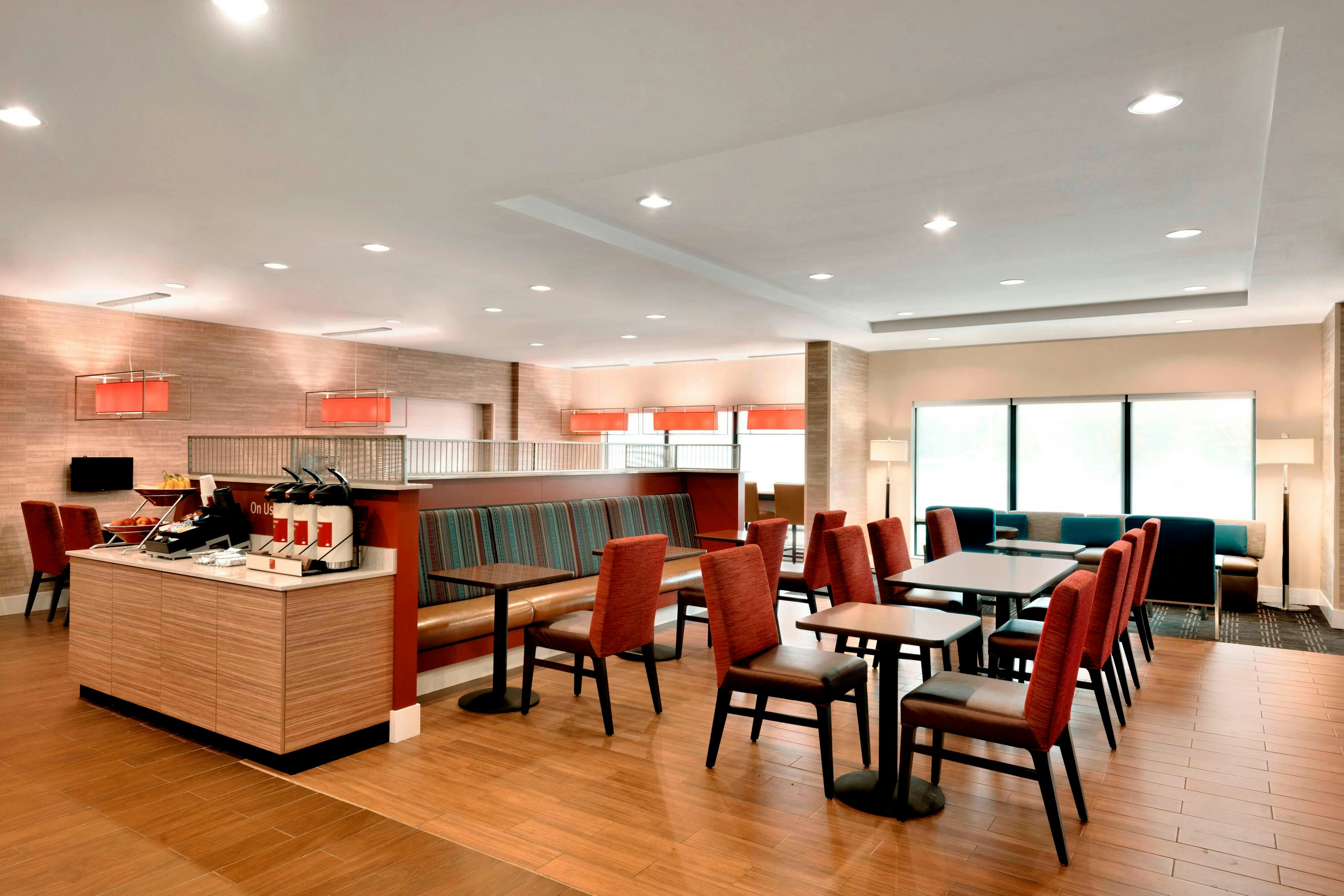 TOWNEPLACE SUITES PITTSBURGH AIRPORT/ROBINSON TOWNSHIP 20/34