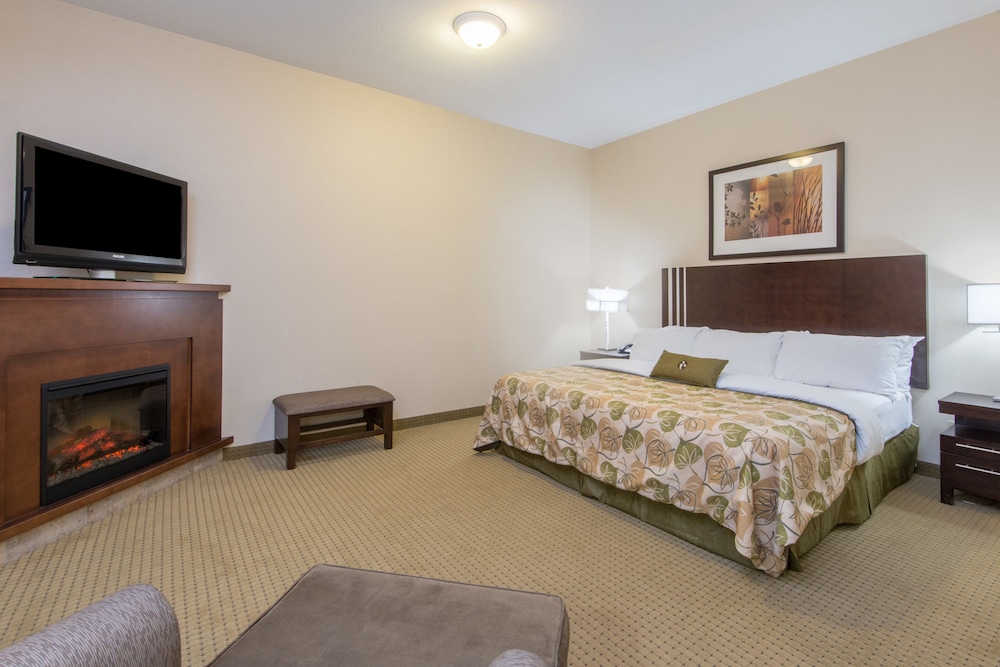 Ramada Lac La Biche 12/56