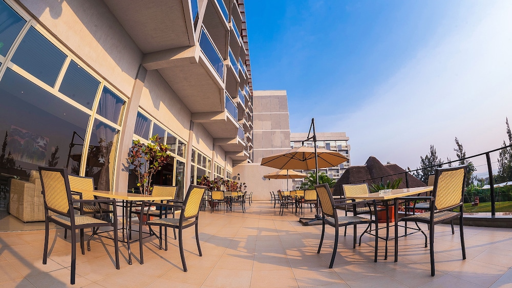 Hotel Des Mille Collines 41/55