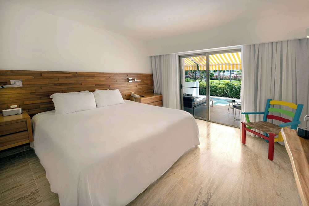 Vibe, King Bed