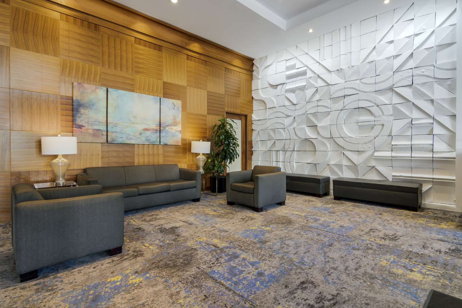 Best Western Premier Chateau Granville Hotel and Suites and Conf. Centre 14/61
