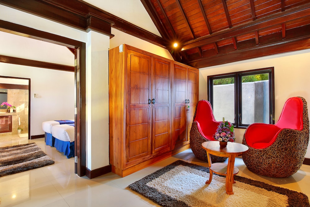 Alysha Villa Seminyak Beachside 8/21