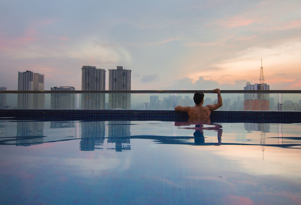 Selah Pods Hotel Manila 57/69