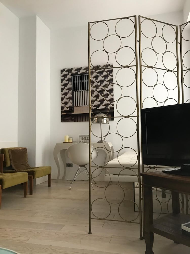 AB Design Suites 31/50
