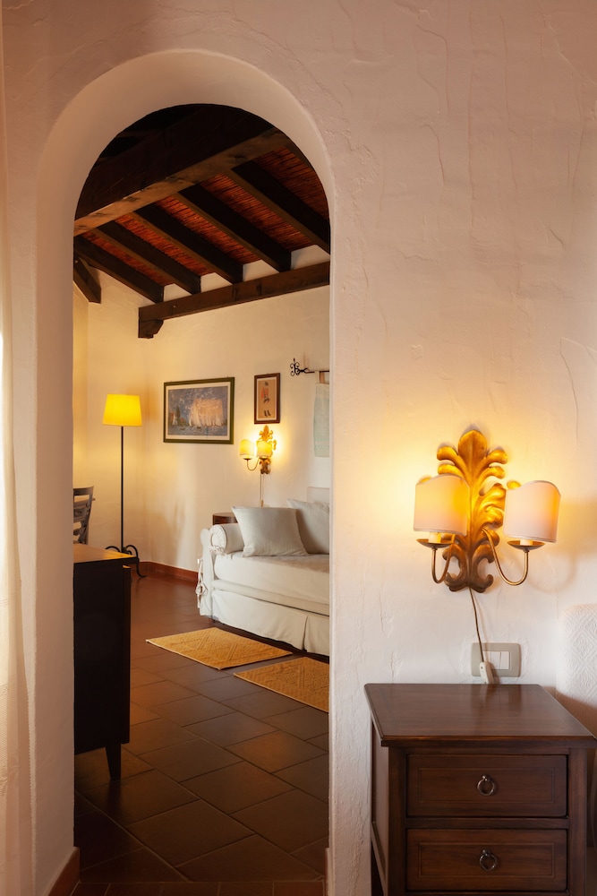 Nora Club Hotel and Spa 4/60