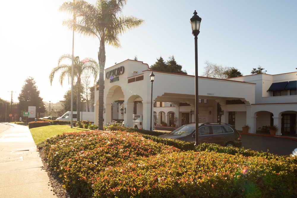 Oxford Suites Pismo Beach 29/35