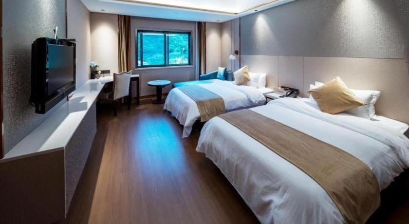 Yaoxi Dynasty Hotel 10/47