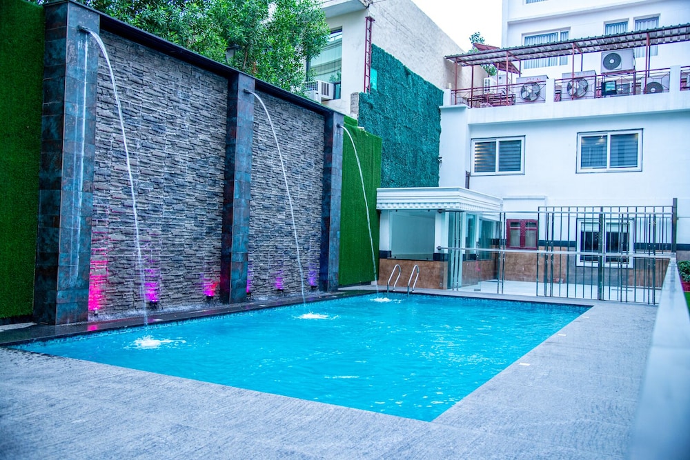 Hotel Sun Park Chandigarh 46/50