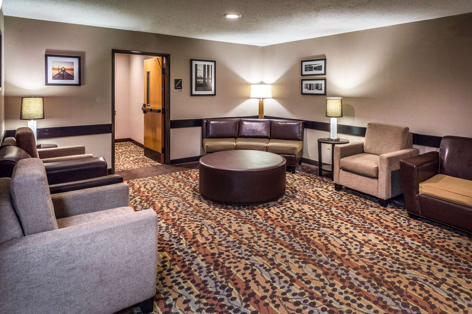 Sleep Inn & Suites Cross Lanes - South Charleston, WV 8/15