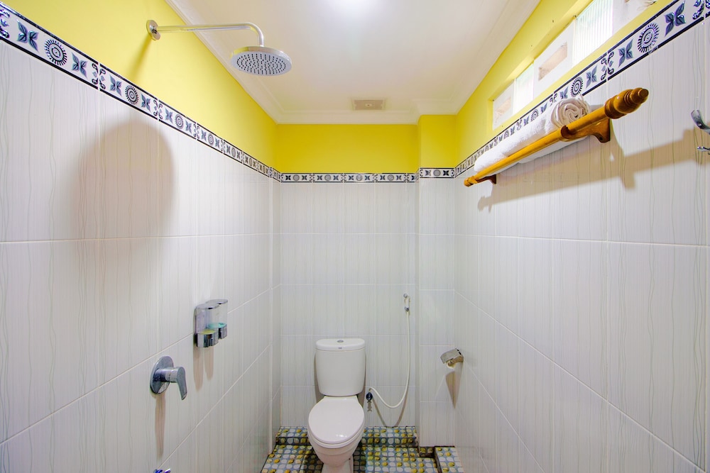 OYO 2047 Opak Village Bed and Breakfast 24/26
