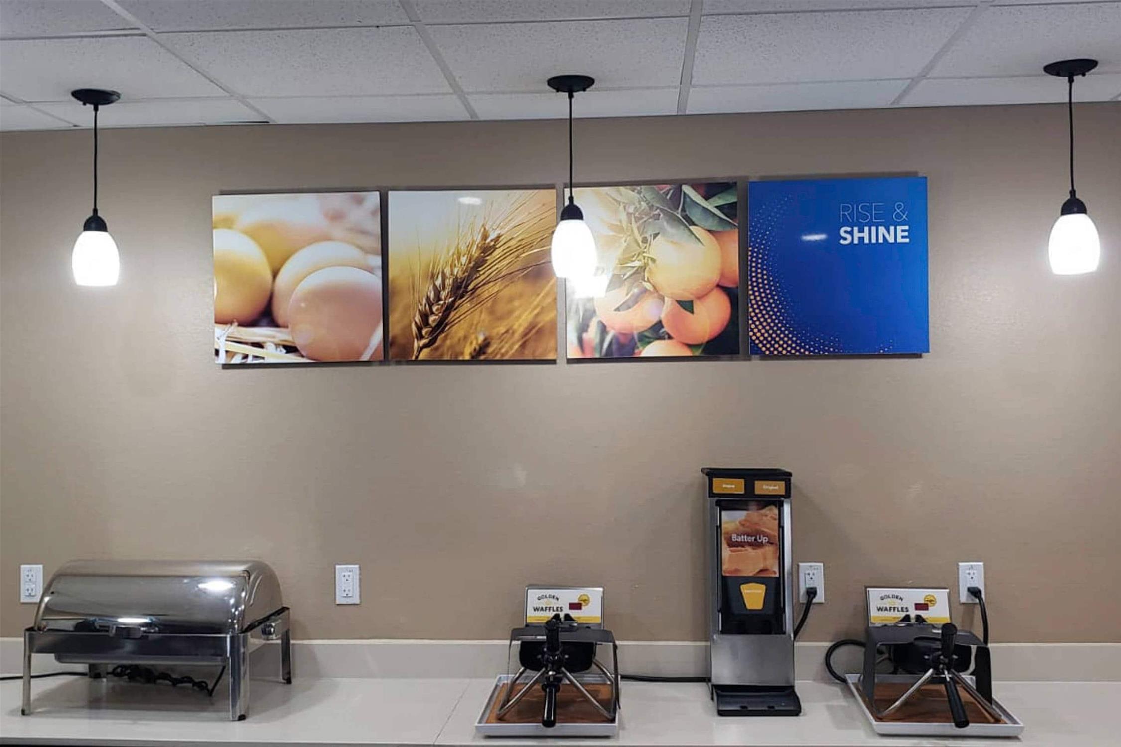 Comfort Suites Grand Prairie Arlington North 6/26