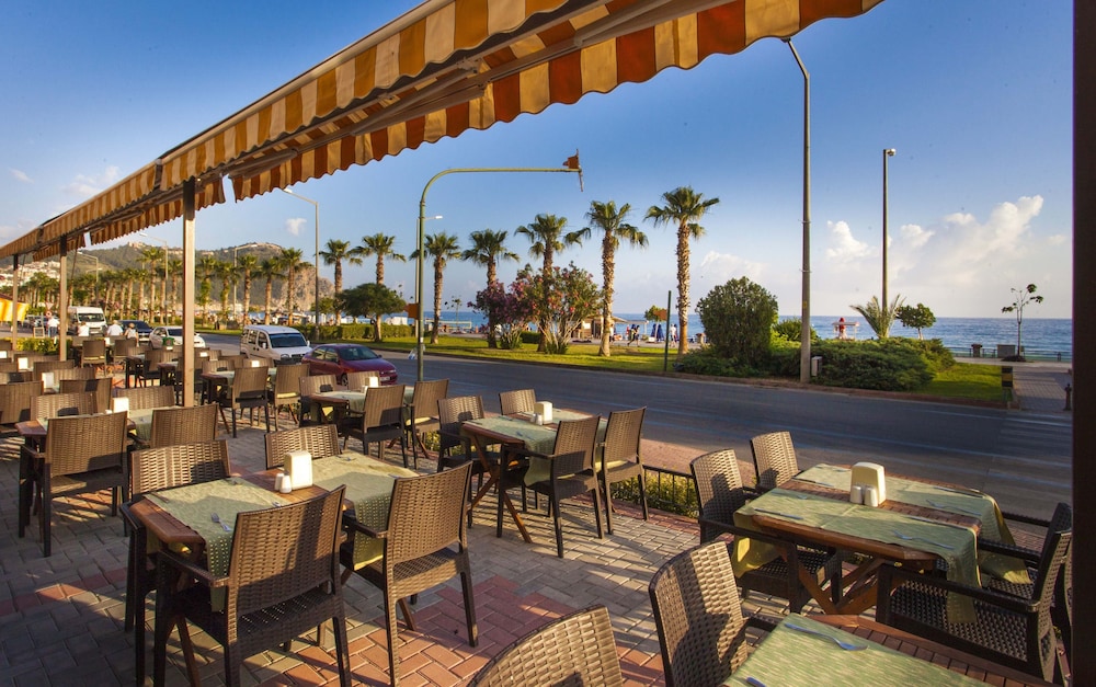 Kleopatra Beach Hotel 40/59