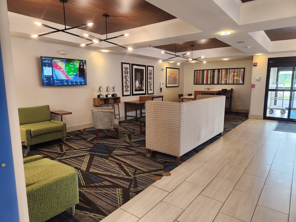 Holiday Inn Express Hotel Suites Crawfordsville 47/65