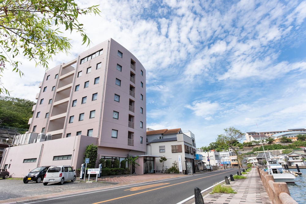 Iki Marina Hotel 44/68