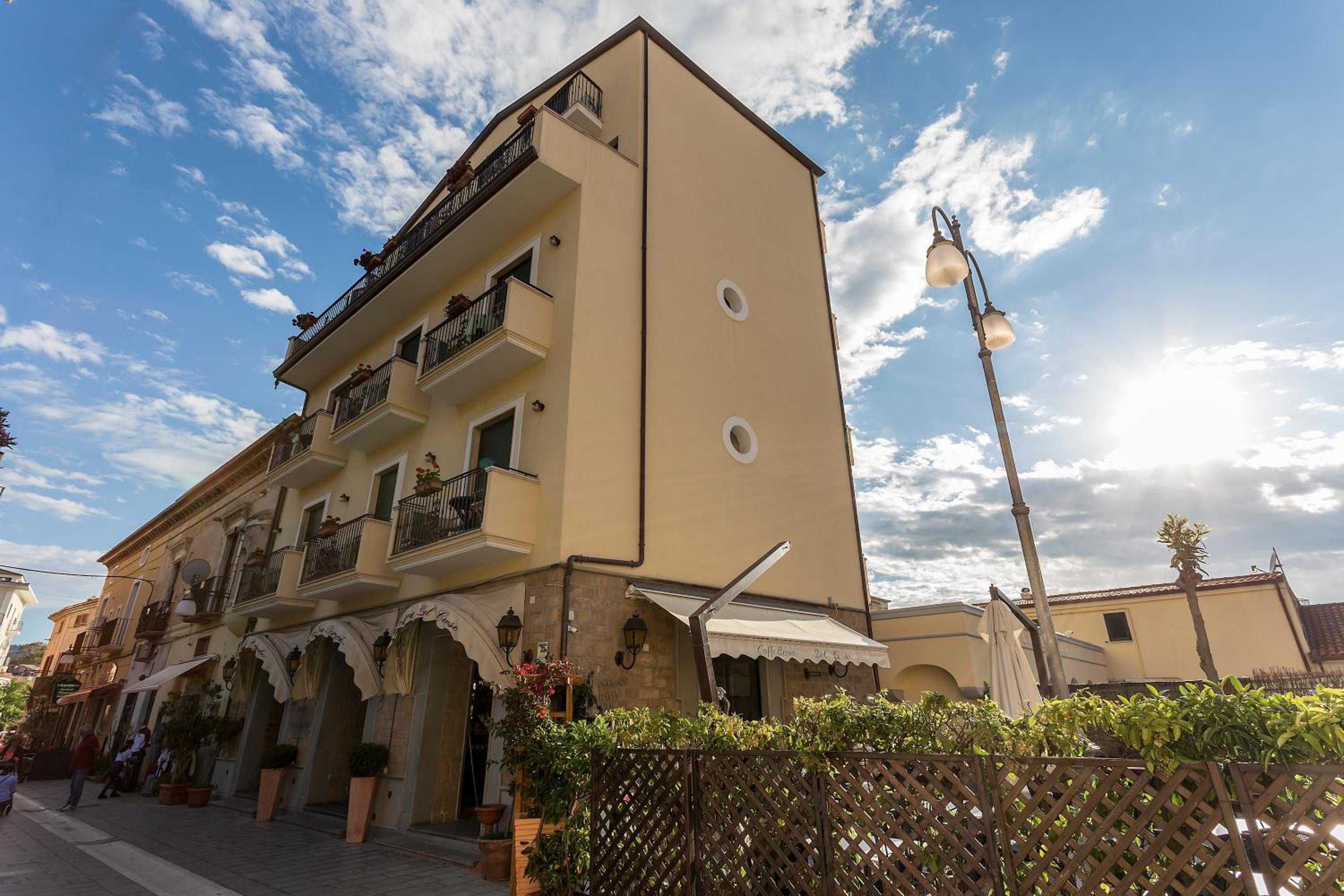 Hotel La Pergola 4/50