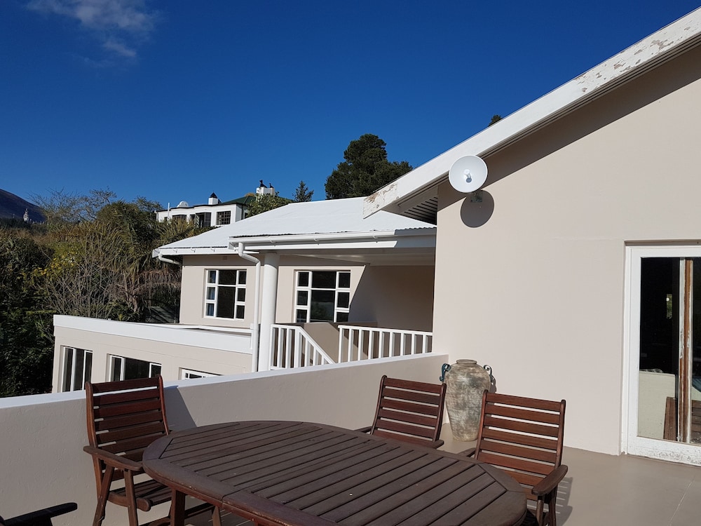 The View Swellendam B & B 3/29