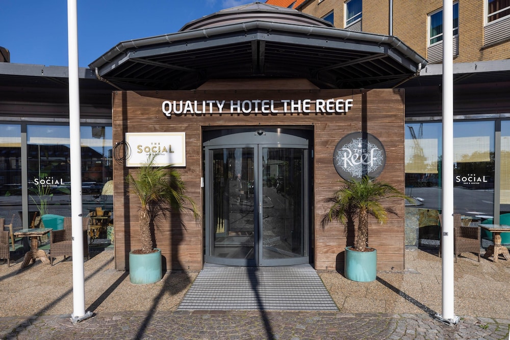 Quality Hotel The Reef 4/68