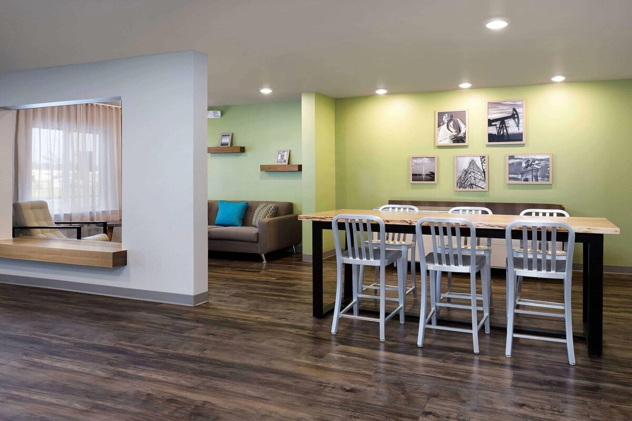 WoodSpring Suites Cartersville - Emerson 14/15