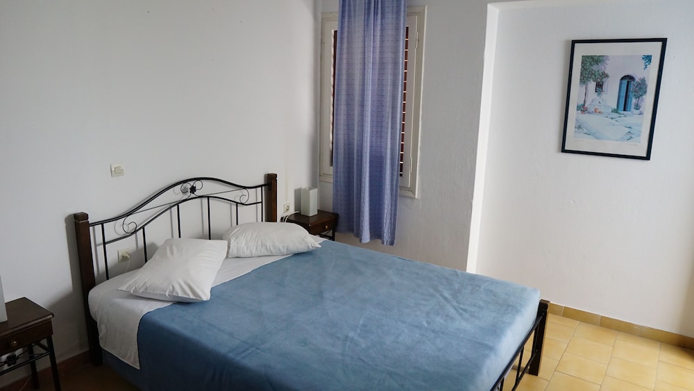 Eri Hotel 16/62